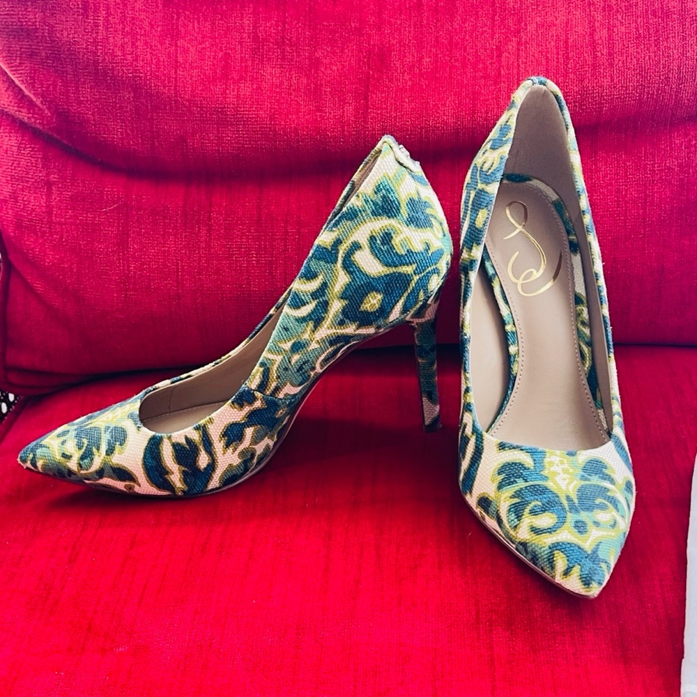 Sam Edelman Green, blue, yellow Patterned Heels - Picture 2 of 9